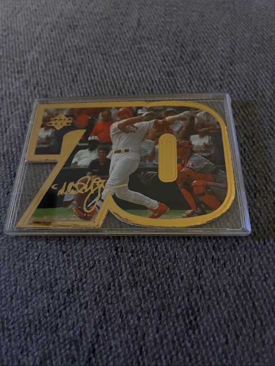 Upper Deck Other - 1998 Upper Deck - Home Run Record 22k Gold Mark McGwire Die-Cut 701/17000